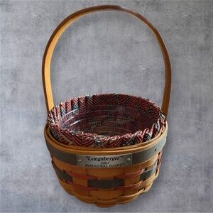1997 Longaberger Inaugural Basket with protector and liner